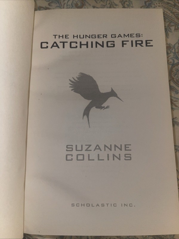 The Hunger Games: Catching Fire 2 by Suzanne Collins (2013, Paperback, Movie... gallery
