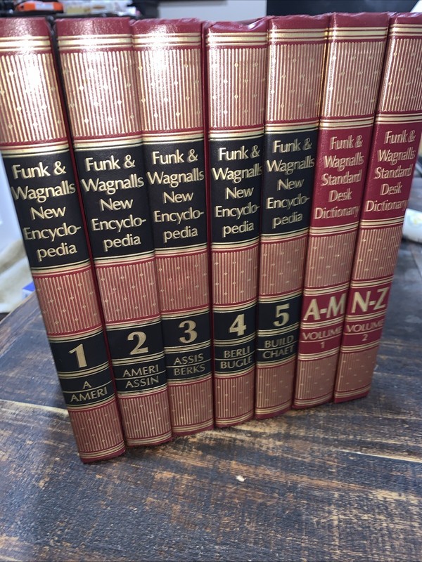 1986 Funk and Wagnalls New Encyclopedia Set Volumes 1-5 & 2 Dictionaries VTG