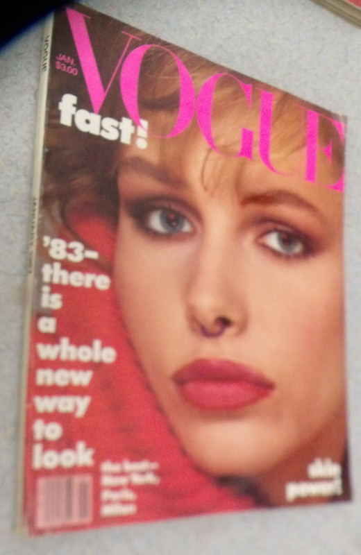 Vintage Vogue Magazine Jan 1983 Lauren Helm Paris, Milan, NYC 266 PAGES