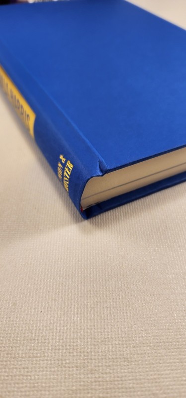 Kamala Harris 107 Days Signed First Edition Autograph Book gallery