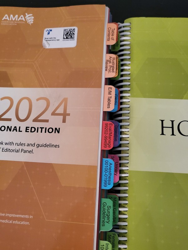 2024 AAPC AMA Lot ICD-10-CM Expert 2024 CPT 2024 Pro HCPCS Level II 2024 Pro gallery