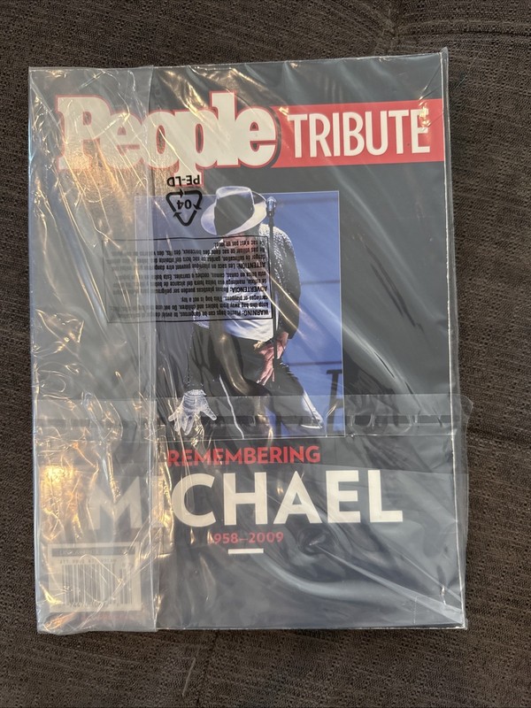 People Tribute Remembering Michael Jackson 1958-2009 King of Pop