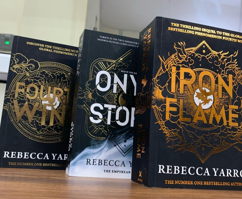 Onyx Storm + Iron Flame + Fourth wing by Rebecca Yarros Paperback and English