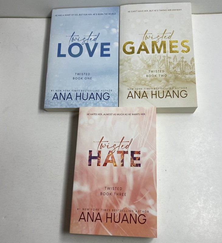 TWISTED Book 1 2 & 3 – Love – Games – Hate – Ana Huang – PAPERBACK LOT