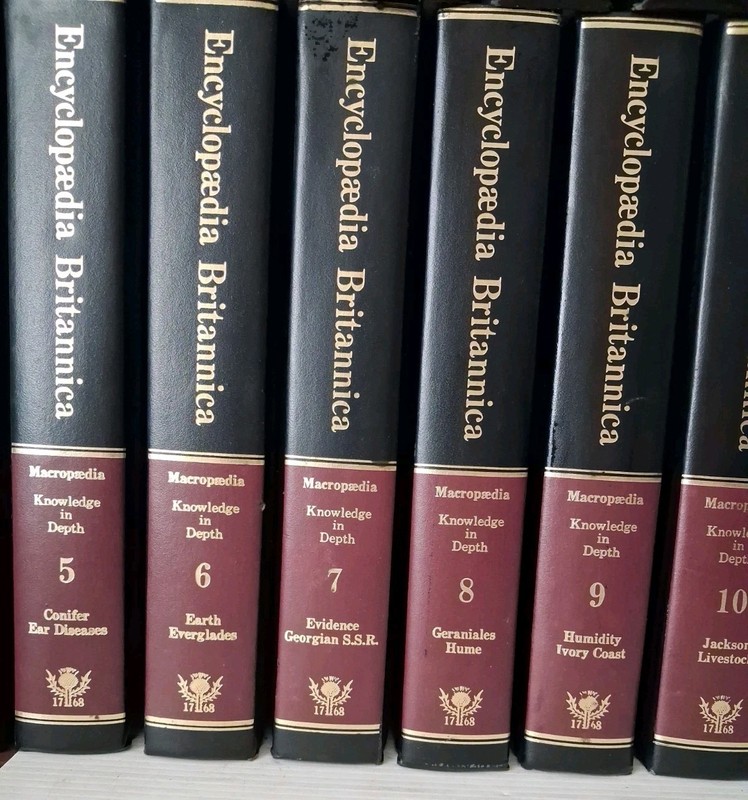 1984 ENCYCLOPEDIA BRITANNICA MACROPEDIA, 15TH EDITION Complete SET OF 30 gallery