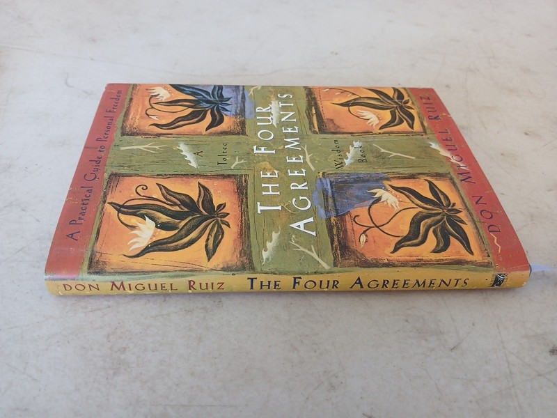 The Four Agreements: A Practical Guide to Personal Freedom - VG gallery