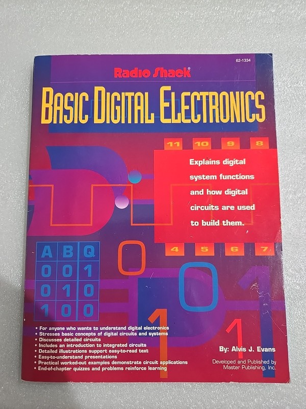 Radio Shack Digital Electronics Kit – Cat. No. 62-1334, 1st Edition (1996)