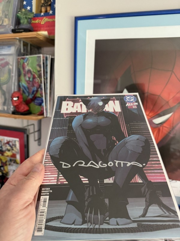 Absolute Batman 13 1st Print Signed by Nick Dragotta Catwoman COA CGC IT JOKER gallery