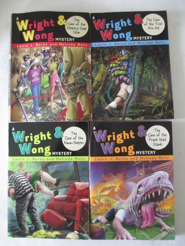 Wright & Wong mystery lot of 4 paperbacks Laura J Burns Melinda Metz 1-4