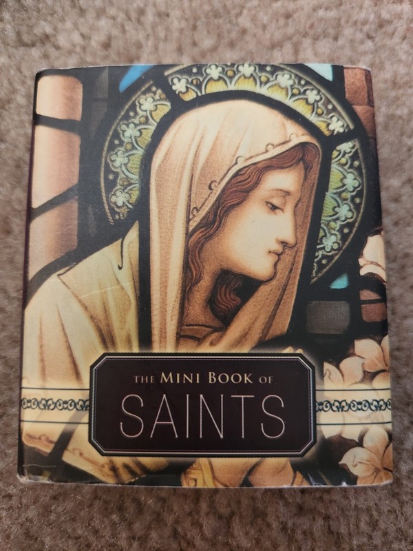 Miniature Editions Ser.: The Mini Book of Saints by Diana C. Von Glahn (2009,…