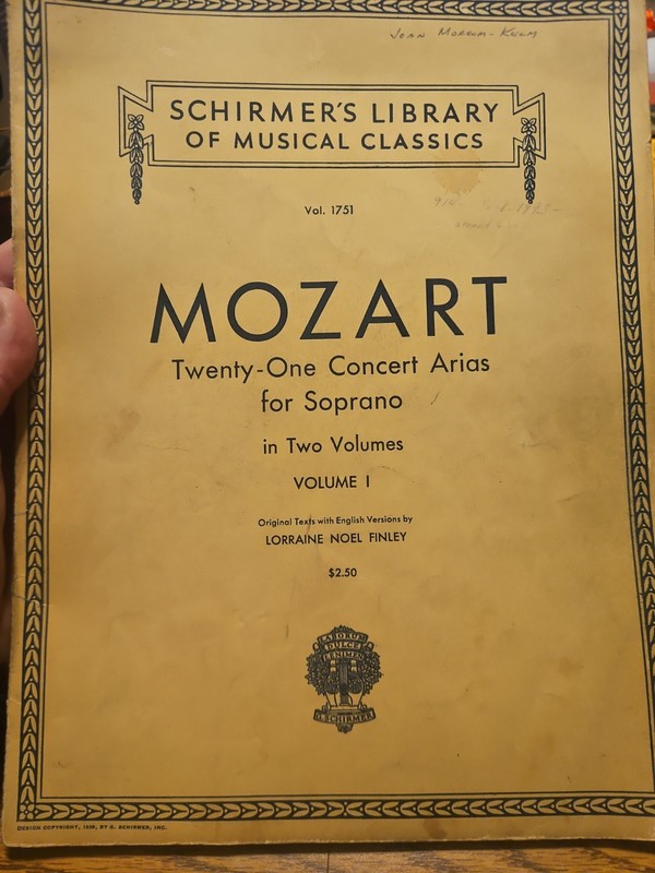 21 Concert Arias for Soprano – Volume I Vocal Collection Mozart Piano Music 1952