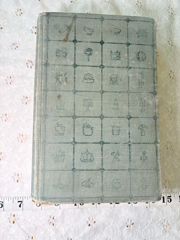 Vintage Encyclopedia Household Discoveries and Mrs. Curtis’s Cook Book 1909