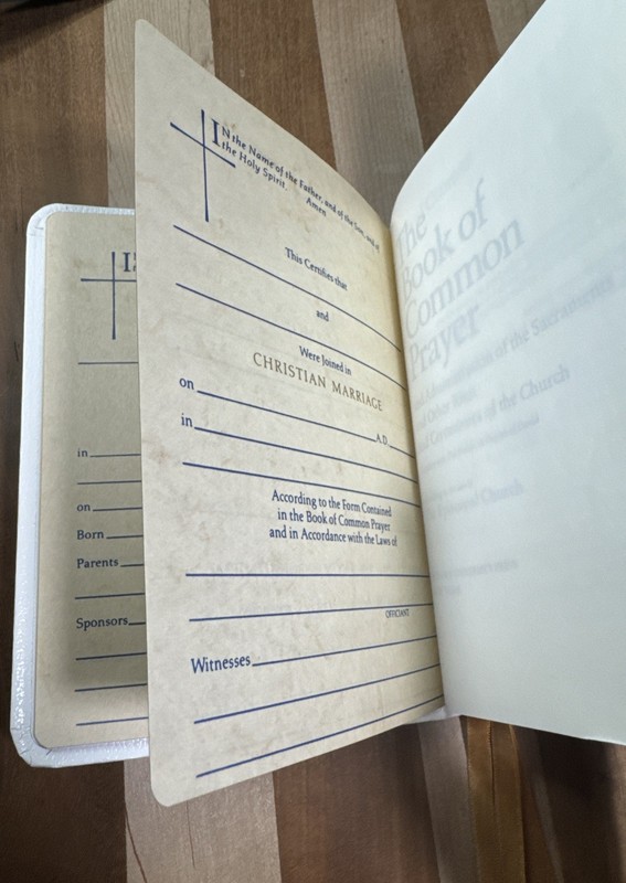 The Book of Common Prayer 1990 Episcopal Church Oxford University Press - White gallery