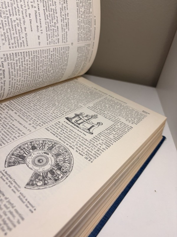 FUNK AND WAGNALLS NEW STANDARD BIBLE DICTIONARY - 1936 - vintage illustrated gallery