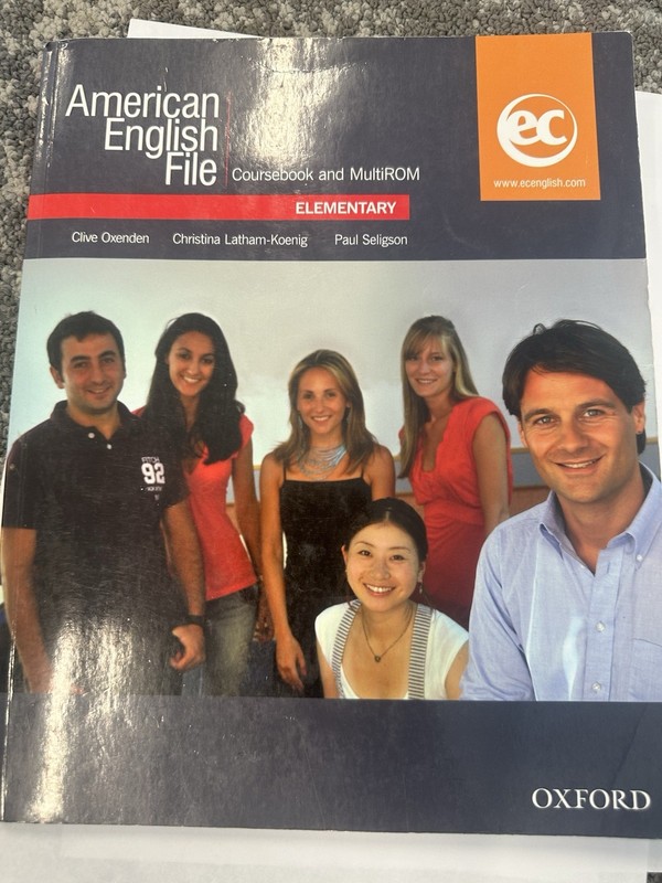 Oxford American English File A2 Elementary Coursebook + MultiROM Oxenden