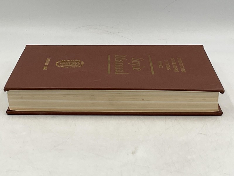 Style Manual United States Government Printing Office 1984 Hardcover gallery