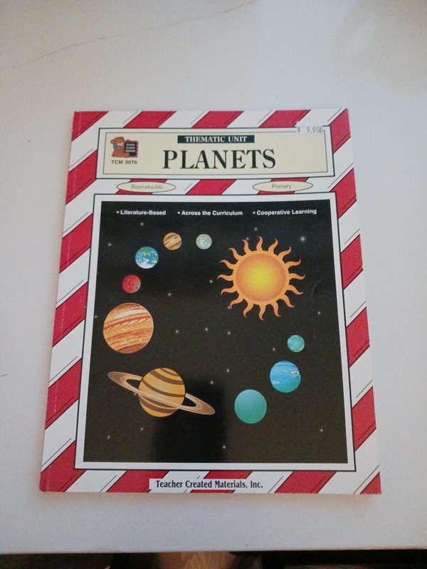 Thematic Units Ser.: Planets Thematic Unit by Jennifer Prior (2001, Trade…