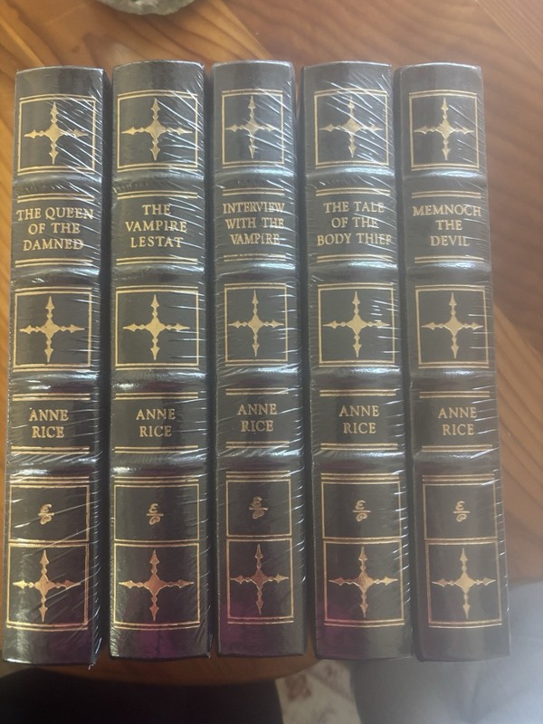 Anne Rice The Vampire Chronicles Hardcover 5-Book Set Horror Fiction Novels