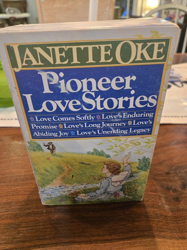 Pioneer Love Stories 5 book box set by Janette Oke in slip box books 1-5