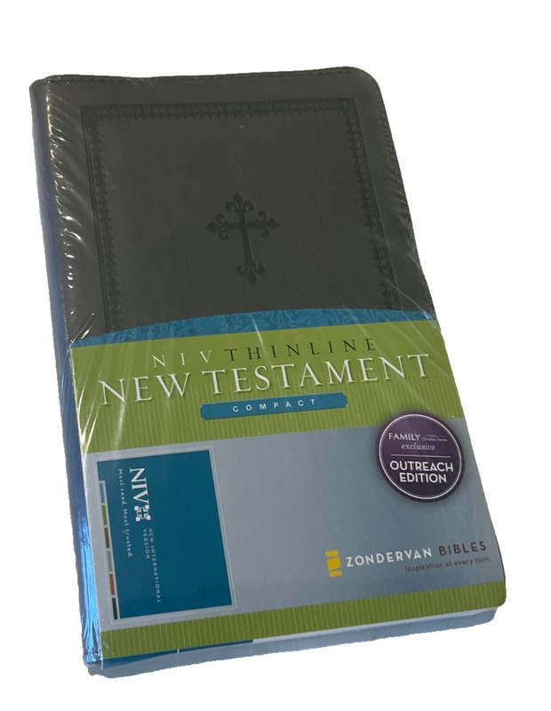 NIV New Testament Compact (Bible) 2005 Charcoal Text 1984