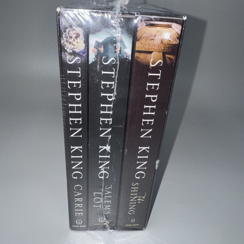 CARRIE, SALEM'S LOT, THE SHINING STEPHEN KING Classic Novels Box Set NEW SEALED gallery