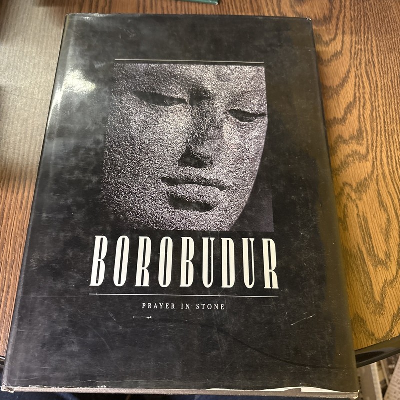 BOROBUDUR PRAYER IN STONE By Professor & Dumarcay Soekmono – Hardcover EXCELLENT