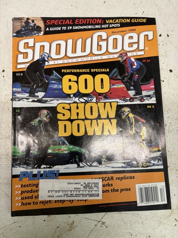 Snow Goer Magazine Lot Of 32 Issues Snowmobile 2000 600 cc Shootout 50th Anniver