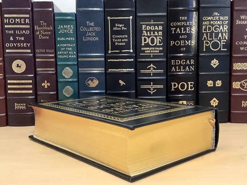 The Complete Tales and Poems of Edgar Allan Poe - leather gallery