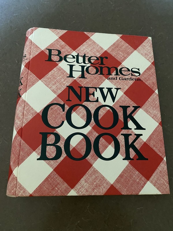 Better Homes And Gardens New Cookbook 5 Ring Binder 1968