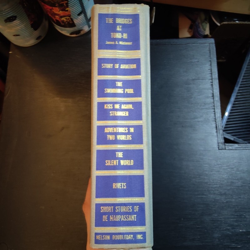 Best In Books – 8 Books In 1 – Nelson Doubleday Inc. (Hardcover, No Date)