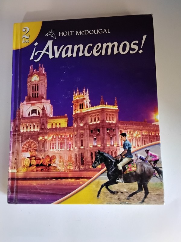 Holt McDougal Avancemos! Level 2: dos (Spanish and English – Hardcover – Good