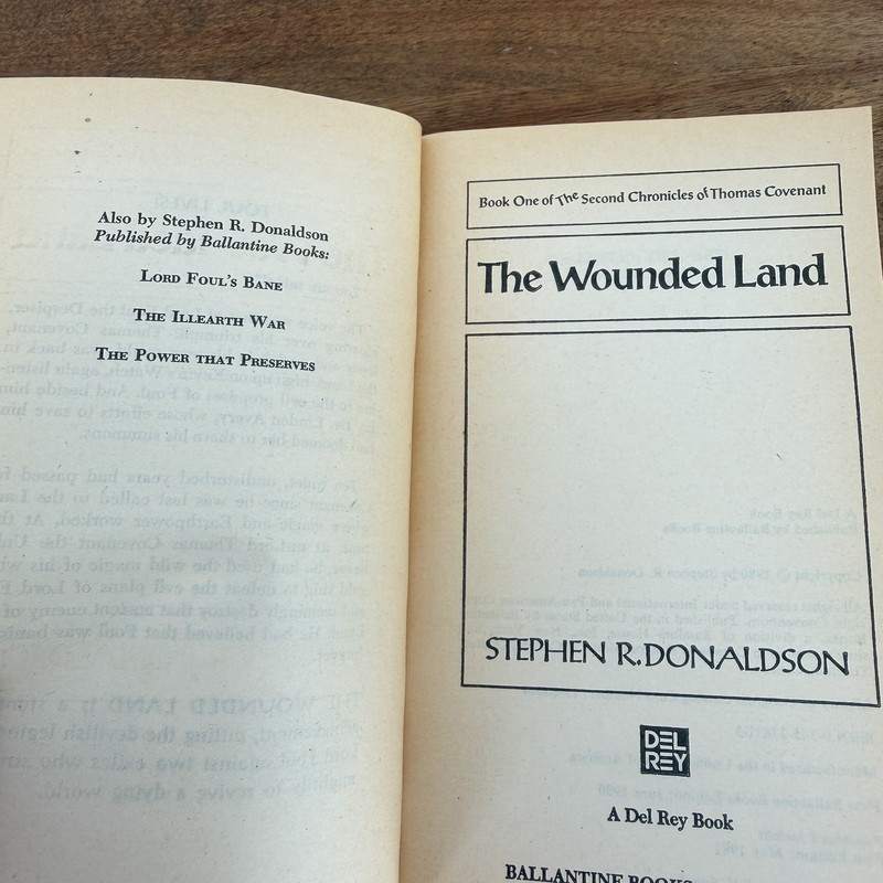 Stephen R Donaldson The Wounded Land 1st PB Edition 1981 Fantasy Ballentine gallery