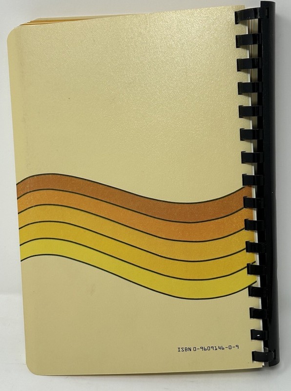 Cookbook Amber Waves Nebraska Junior League of Omaha 332 pages recipes 1983 VTG gallery