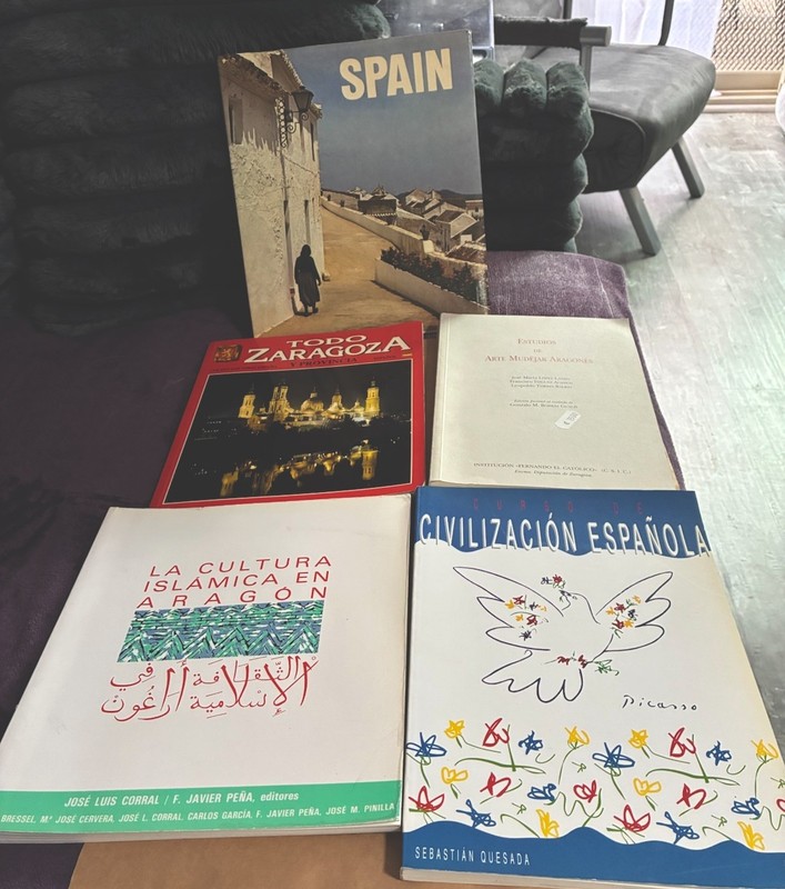 LOT: 5 Spanish Art and Civilization Books With Photos.