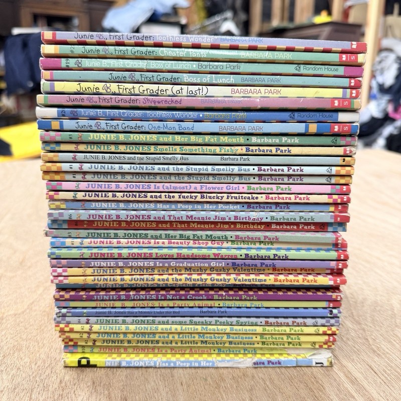 Junie B. Jones Book Lot – Barbara Park 34 Paperbacks Kindergarten First Grader