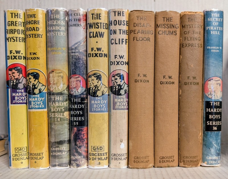 Vintage THE HARDY BOYS Franklin W. Dixon Mysteries Books Lot of 10 G&D HCDJ