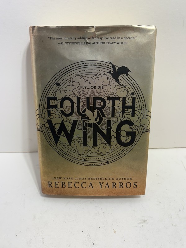 Rebecca Yarros Fourth Wing 2023 Hardcover First Edition