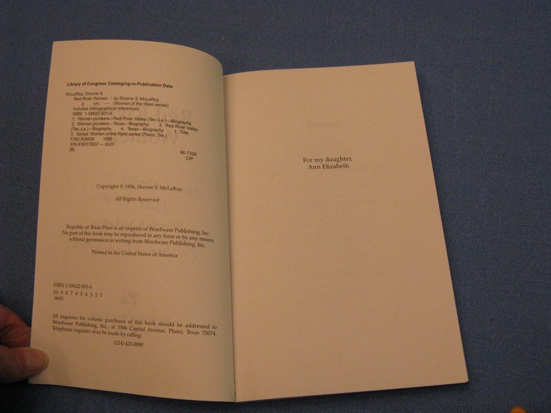 TEXAS. RED RIVER WOMEN BY SHERRIE S. MCLEROY 1996 SIGNED FIRST EDITION SOFTCOVER gallery