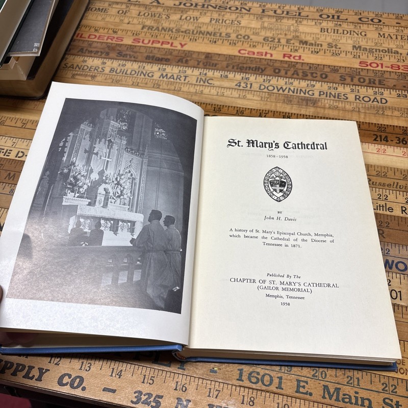 St. Mary's Cathedral of Memphis HB w/out dj-1958-John H. Davis-264 pages gallery