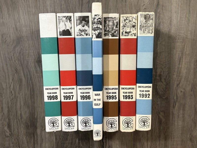 Grolier Encyclopedia Year Book Set 1992-1998 War in the Gulf Vintage Hardcover