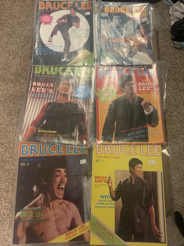 11 total Bruce Lee Magazines, English
