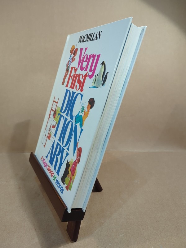 Vintage 1983 Macmillan Very First Dictionary Children’s Weekly Reader Book Club gallery