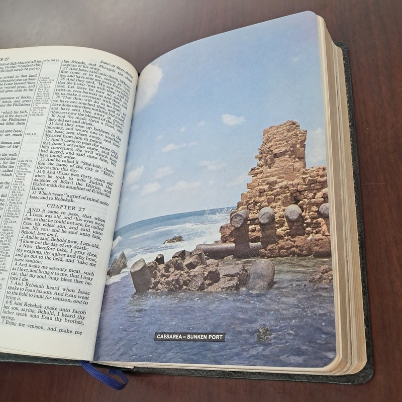 HOLY BIBLE PROPHECY EDITION CROWN JEWEL SALEM KIRBAN KJV REVELATION STUDY CHARTS gallery