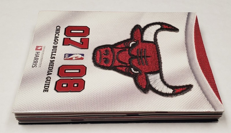 Chicago Bulls 2007-08 Media Guide NBA United Center Michael Jordan History Pics gallery