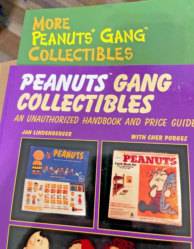 2 Peanuts Gang Collectibles: An Unauthorized Handbook and Price Guide,& More LN