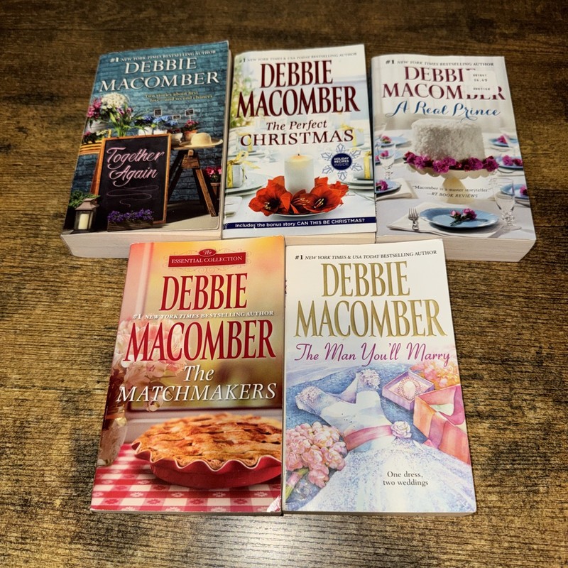 Debbie Macomber lot of 9 different stand alone stories in 5 paperback books