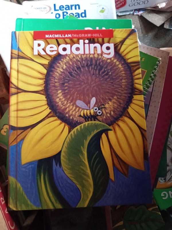 Macmillan/McGraw Hill Reading: Book 2, Grade 2, Diane Lapp, Donna Lubcker, James