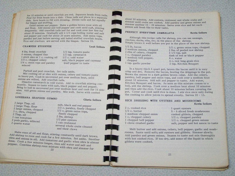 Plain Dealing Elementary and Jr. High School Cookbook Plain Dealing LA 1983 gallery