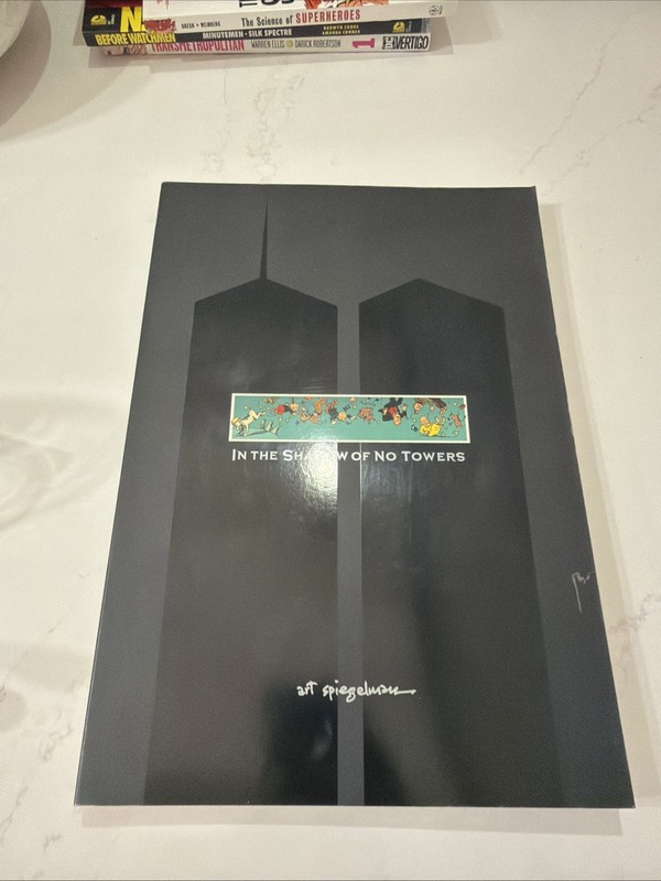 Pantheon Graphic Library: In the Shadow of No Towers by Art Spiegelman