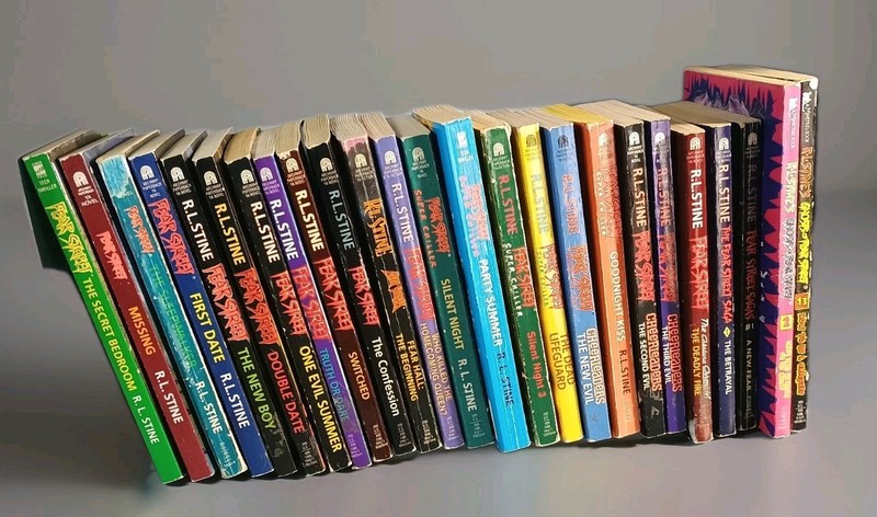 RL Stine FEAR STREET Book Lot 25 Paperbacks YA Horror Vintage Retro gallery